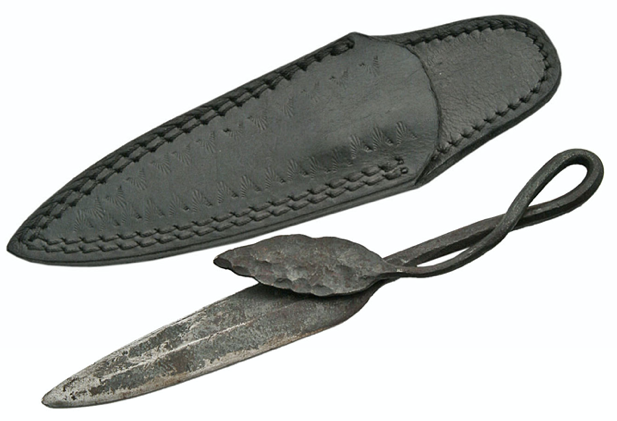 7.5" HANDMADE LEAF FORGED