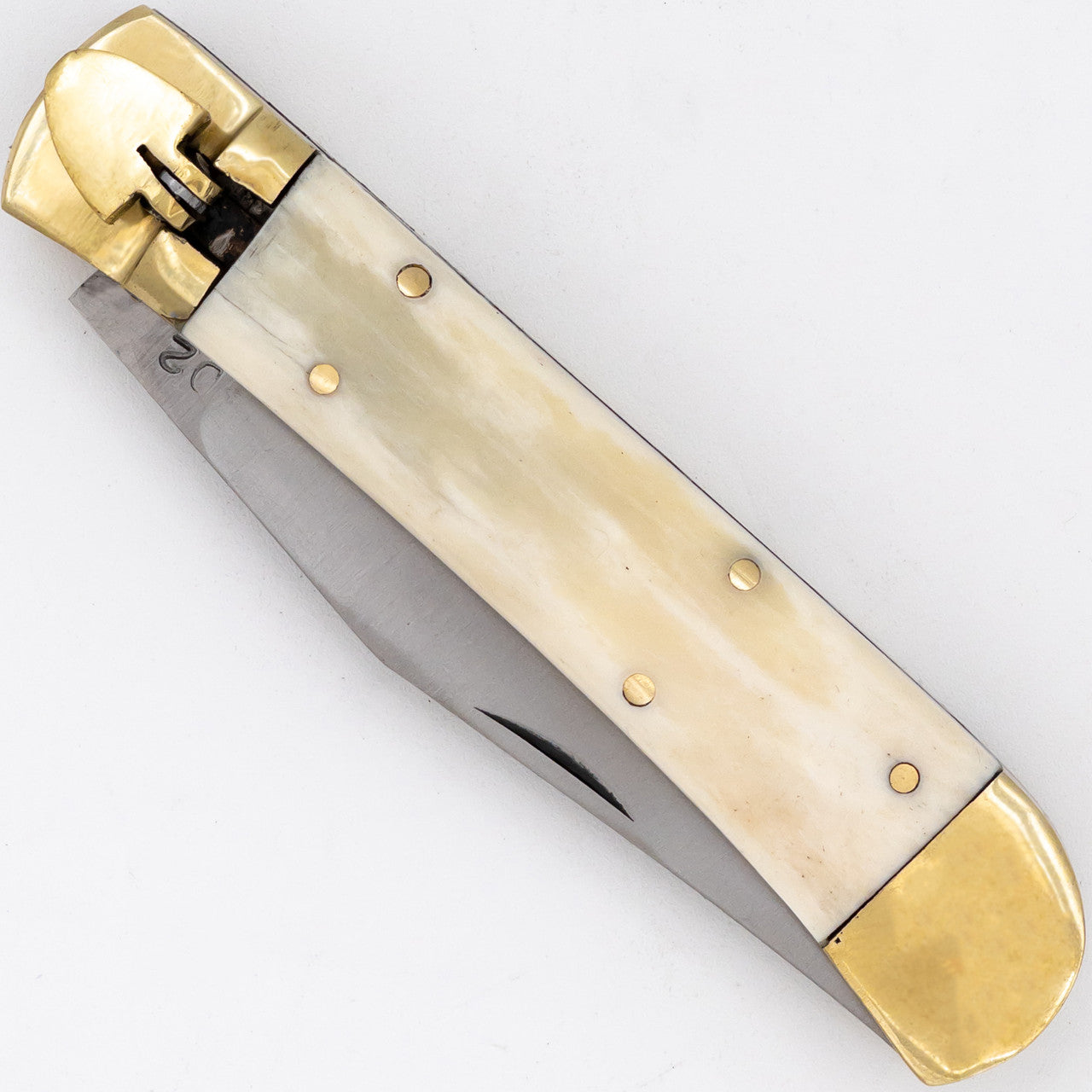 Rail in Stupor Lever Lock Switchblade